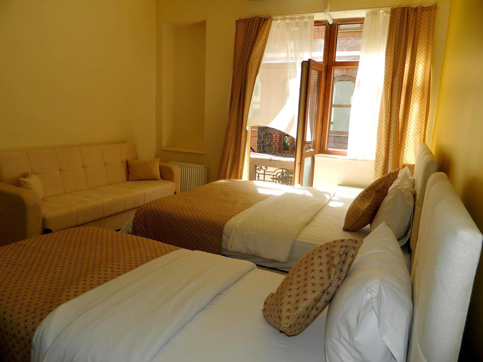 Taksim Mood Aparthotel อิสตันบูล ภายนอก รูปภาพ
